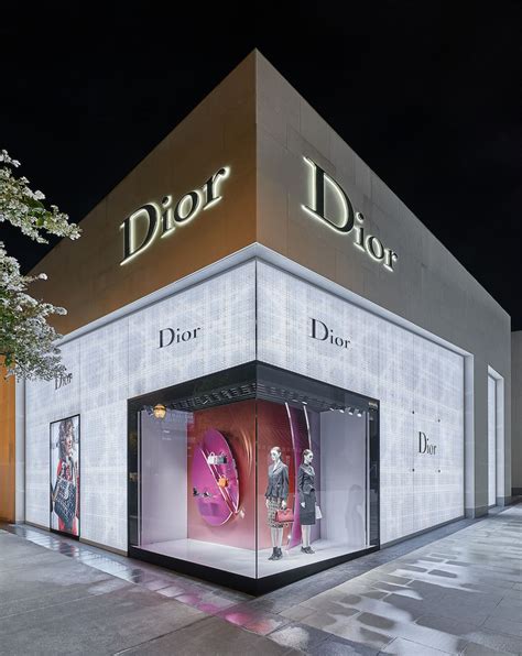 dior authorized retailers|where are dior stores located.